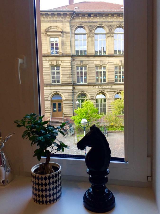 Altbauwohnung Im Herzen Von Karlsruhe Buitenkant foto