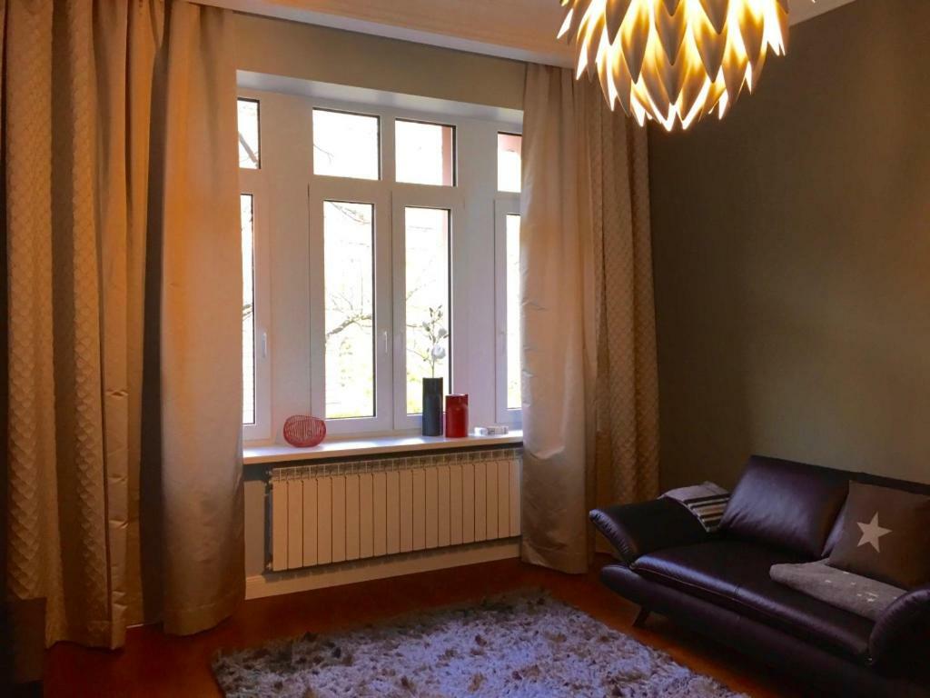 Altbauwohnung Im Herzen Von Karlsruhe Buitenkant foto
